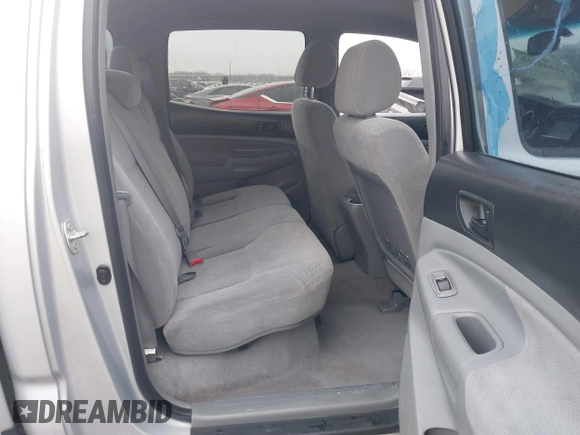 2008 Toyota Tacoma PreRunner with VIN 3TMJU62N78M064162, listed as a IAAI auction lot 41544142 with 195,525 mi miles. Bid and sale history available at carsss.com. Image 8.