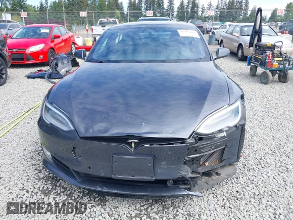 2018 Tesla Model S 75D z VIN 5YJSA1E28JF272630, wystawiony jako IAAI lot #42317422 z przebiegiem Nie podano mil oraz . Historia ofert i sprzedaży dostępna na DreamBid. Obrazek 6.