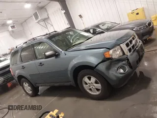 2012 Ford Escape XLT с VIN 1FMCU9DG8CKA67446, выставлен на аукционе IAAI как лот 41823936 с пробегом 105 156 миль миль и . История ставок и продаж доступна на DreamBid. Изображение 13.