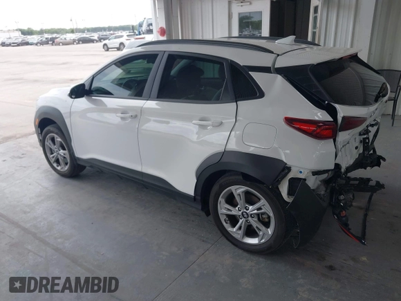 2023 Hyundai Kona SEL с VIN KM8K3CAB2PU025286, выставлен на аукционе IAAI как лот 42205469 с пробегом 22 851 миль миль и . История ставок и продаж доступна на DreamBid. Изображение 3.