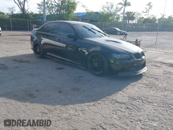 2011 BMW M3 z VIN WBSPM9C5XBE203183, wystawiony jako IAAI lot #42133371 z przebiegiem 94 063 mil mil oraz . Historia ofert i sprzedaży dostępna na DreamBid. Obrazek 1.