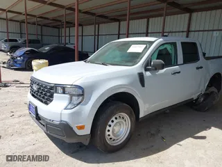 2025 Ford Maverick XL with VIN 3FTTW8A30SRA35448, listed as a IAAI auction lot 41857997 with 106 mi miles. Bid and sale history available at carsss.com. Image 17.