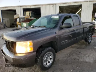 2010 Chevrolet Silverado 1500 LS with VIN 1GCSCREA9AZ177245, listed as a Copart auction lot 87244714 with 268,973 mi miles and Salvage Title. Bid and sale history available at carsss.com. Image 1.