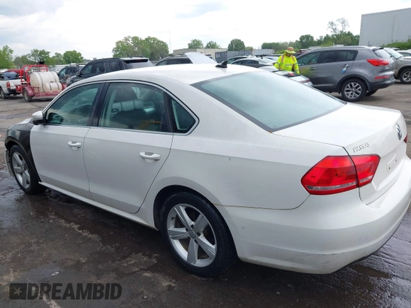 2013 Volkswagen Passat SE with VIN 1VWBH7A36DC110720, listed as a IAAI auction lot 41997869 with 114,246 mi miles and . Bid and sale history available at DreamBid. Image 14.