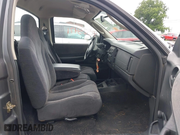 2003 Dodge Dakota with VIN 1D7FL46X43S190137, listed as a IAAI auction lot 42525471 with 130,773 mi miles and . Bid and sale history available at DreamBid. Image 5.