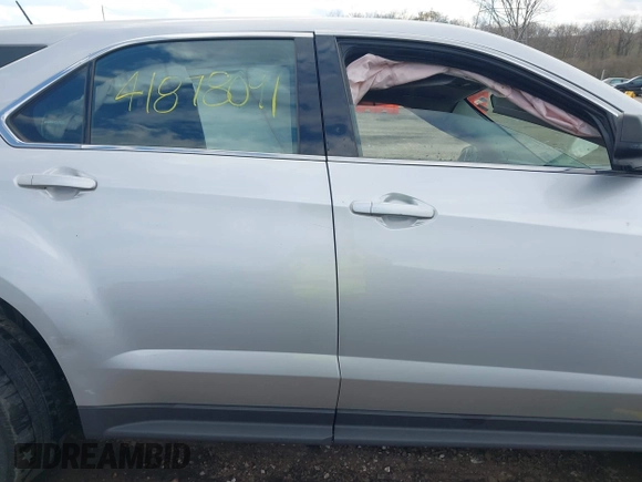 2017 Chevrolet Equinox LS z VIN 2GNALBEK2H1539891, wystawiony jako IAAI lot #41878091 z przebiegiem 143 149 mil mil oraz . Historia ofert i sprzedaży dostępna na DreamBid. Obrazek 13.