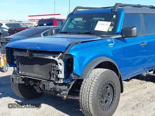 2022 Ford Bronco with VIN 1FMDE5BH5NLB34622, listed as a IAAI auction lot 41186752 with 29,616 mi miles. Bid and sale history available at carsss.com. Image 6.