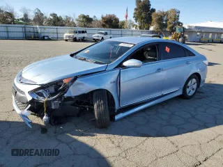 2012 Hyundai Sonata Hybrid with VIN KMHEC4A49CA060696, listed as a Copart auction lot 47897805 with 125,962 mi miles and Salvage title. Bid and sale history available at DreamBid. Image 1.