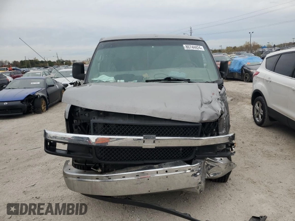 2006 GMC Savana Cargo Van with VIN 1GTHG35U761143039, listed as a Copart auction lot 80744424 with 0 mi miles and Salvage Title. Bid and sale history available at carsss.com. Image 5.