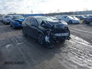2020 Lexus UX with VIN JTHP9JBH6L2034822, listed as a IAAI auction lot 41512779 with 35,762 mi miles. Bid and sale history available at carsss.com. Image 1.