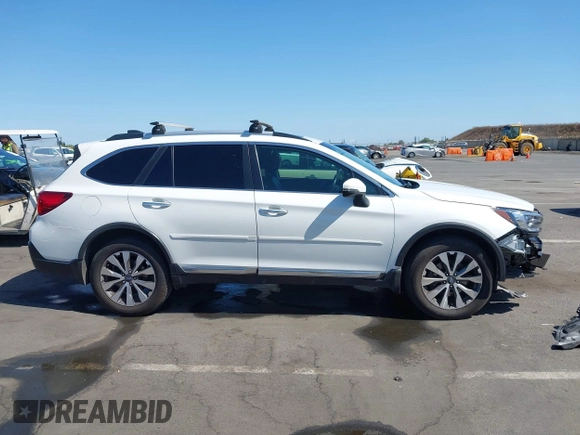 2018 Subaru Outback Touring z VIN 4S4BSETC7J3262485, wystawiony jako IAAI lot #42328415 z przebiegiem 193 119 mil mil oraz . Historia ofert i sprzedaży dostępna na DreamBid. Obrazek 14.