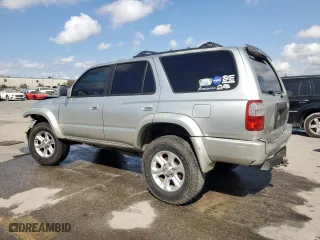 2000 Toyota 4Runner SR5 with VIN JT3HN86R4Y0283799, listed as a Copart auction lot 44726545 with 284,241 mi miles and Salvage Title. Bid and sale history available at carsss.com. Image 2.