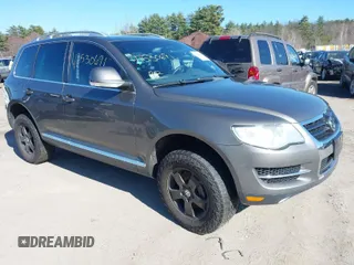 2010 Volkswagen Touareg VR6 with VIN WVGBF7A96AD004069, listed as a IAAI auction lot 41972994 with Not Provided miles and . Bid and sale history available at DreamBid. Image 1.