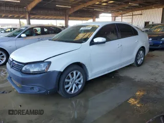 2012 Volkswagen Jetta SE z VIN 3VWDP7AJ0CM316610, wystawiony jako Copart lot #81082534 z przebiegiem 117 677 mil mil oraz Szkody całkowita. Historia ofert i sprzedaży dostępna na DreamBid. Obrazek 1.