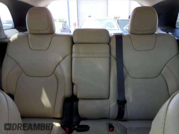 2016 Jeep Cherokee Limited с VIN 1C4PJMDS1GW241846, выставлен на аукционе Copart как лот 62356265 с пробегом 102 529 миль миль и Списание • Salvage title. История ставок и продаж доступна на DreamBid. Изображение 10.