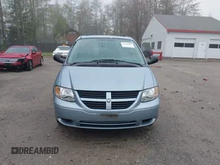 2006 Dodge Caravan SXT with VIN 1D4GP45R96B662880, listed as a IAAI auction lot 42206091 with 168,265 mi miles and . Bid and sale history available at carsss.com. Image 13.