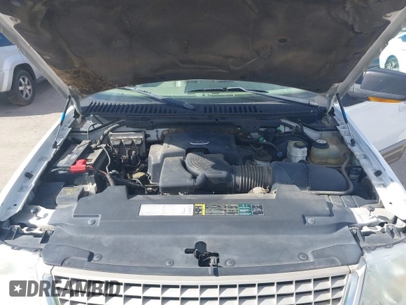 2003 Ford Expedition Eddie Bauer with VIN 1FMFU17LX3LB39801, listed as a IAAI auction lot 42021114 with 151,404 mi miles. Bid and sale history available at carsss.com. Image 10.