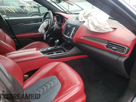 2017 Maserati Levante S z VIN ZN661YUL4HX249445, wystawiony jako Copart lot #61321762 z przebiegiem Nie podano mil oraz . Historia ofert i sprzedaży dostępna na DreamBid. Obrazek 5.