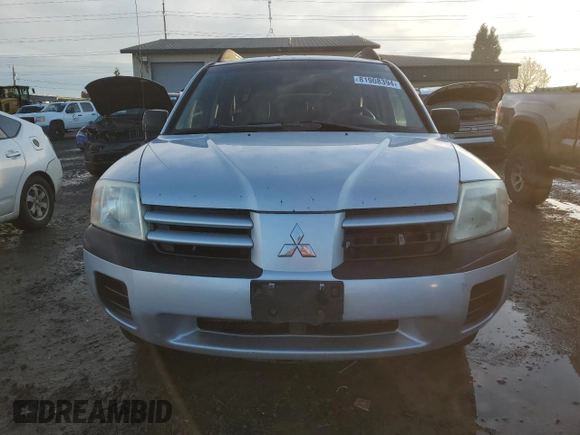 2004 Mitsubishi Endeavor LS with VIN 4A4MN21S94E014060, listed as a Copart auction lot 81908394 with 192,093 mi miles and Salvage Title. Bid and sale history available at carsss.com. Image 5.
