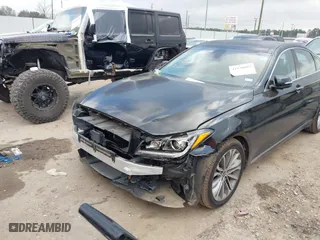 2015 Hyundai Genesis 3.8L with VIN KMHGN4JE3FU032746, listed as a IAAI auction lot 41530007 with 114,430 mi miles. Bid and sale history available at carsss.com. Image 6.