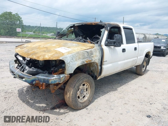 2006 GMC Sierra 2500HD SL with VIN 1GTHK23D26F227168, listed as a IAAI auction lot 42296827 with Not provided miles and . Bid and sale history available at DreamBid. Image 2.