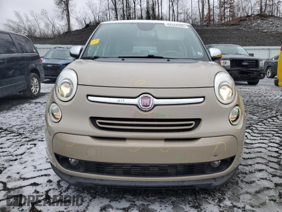 2015 FIAT 500L Lounge with VIN ZFBCFACH5FZ033778, listed as a Copart auction lot 42544395 with 20,888 mi miles and Salvage Title. Bid and sale history available at carsss.com. Image 5.