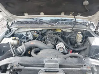 2001 Chevrolet Silverado 1500 LS with VIN 2GCEC19T111166937, listed as a IAAI auction lot 41422853 with 245,458 mi miles. Bid and sale history available at carsss.com. Image 10.