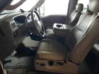 2003 Ford F-250 XL with VIN 1FTNX21P13EC63517, listed as a Copart auction lot 62220275 with 274,895 mi miles and Clean title. Bid and sale history available at DreamBid. Image 7.