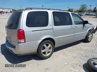 2005 Chevrolet Uplander LS z VIN 1GNDV23L05D254870, wystawiony jako IAAI lot #42221439 z przebiegiem 114 584 mil mil oraz . Historia ofert i sprzedaży dostępna na DreamBid. Obrazek 4.