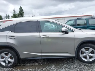 2017 Lexus RX 350 с VIN 2T2BZMCA2HC098004, выставлен на аукционе IAAI как лот 42616492 с пробегом Не указан миль и . История ставок и продаж доступна на DreamBid. Изображение 12.