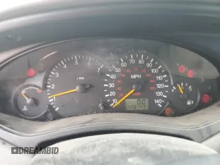 2004 Ford Focus ZX5 z VIN 3FAHP37324R110690, wystawiony jako Copart lot #49965085 z przebiegiem 178 749 mil mil oraz Tytuł czysty. Historia ofert i sprzedaży dostępna na DreamBid. Obrazek 9.