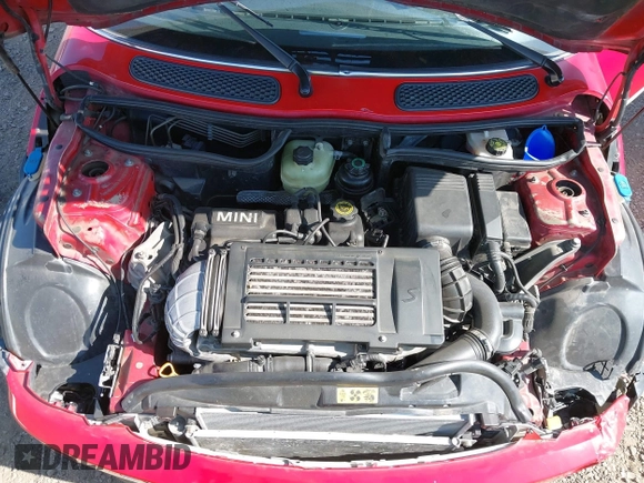 2005 MINI Hardtop S with VIN WMWRE33415TD92159, listed as a IAAI auction lot 42006711 with 110,935 mi miles and . Bid and sale history available at DreamBid. Image 10.