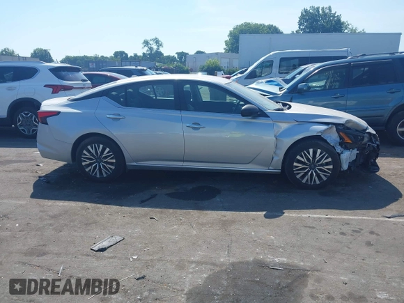 2024 Nissan Altima SV with VIN 1N4BL4DV4RN311594, listed as a IAAI auction lot 42544589 with 42,469 mi miles and . Bid and sale history available at DreamBid. Image 13.