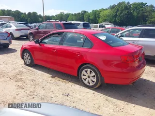 2012 Volkswagen Jetta S z VIN 3VW2K7AJXCM353542, wystawiony jako IAAI lot #42237614 z przebiegiem 190 049 mil mil oraz . Historia ofert i sprzedaży dostępna na DreamBid. Obrazek 3.