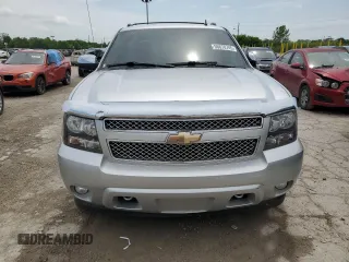 2011 Chevrolet Avalanche LTZ z VIN 3GNTKGE37BG309179, wystawiony jako Copart lot #56670745 z przebiegiem 177 255 mil mil oraz Szkoda całkowita • Salvage title. Historia ofert i sprzedaży dostępna na DreamBid. Obrazek 5.