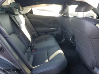 2024 Toyota Crown XLE with VIN JTDAAAAF1R3024023, listed as a Copart auction lot 75337084 with 6,247 mi miles and Salvage Title. Bid and sale history available at carsss.com. Image 10.