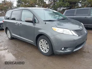 2013 Toyota Sienna XLE AAS с VIN 5TDYK3DC8DS375852, выставлен на аукционе IAAI как лот 41519437 с пробегом 91 828 миль миль и . История ставок и продаж доступна на DreamBid. Изображение 1.