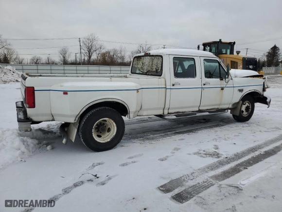 1997 Ford F-350 Crew Cab with VIN 1FTJW35F2VEA37787, listed as a Copart auction lot 86961024 with 282,389 mi miles and Salvage Title. Bid and sale history available at carsss.com. Image 3.