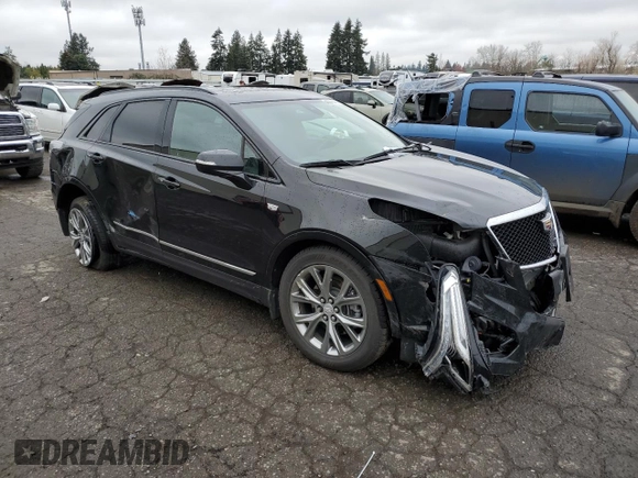 2021 Cadillac XT5 AWD Sport z VIN 1GYKNGRS3MZ158562, wystawiony jako Copart lot #43593295 z przebiegiem 32 293 mil mil oraz Szkoda całkowita • Salvage title. Historia ofert i sprzedaży dostępna na DreamBid. Obrazek 4.