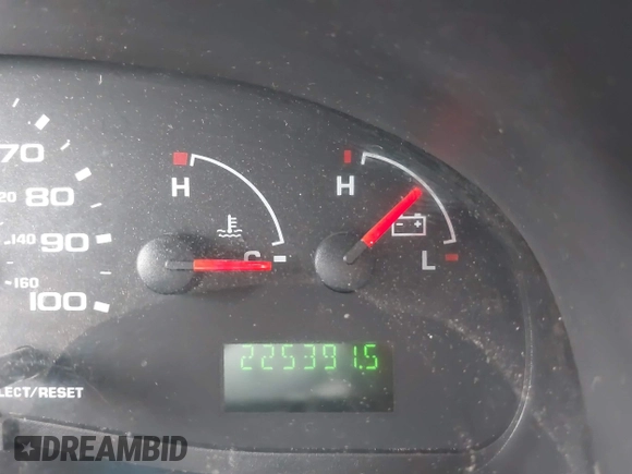 2007 Ford Econoline Cargo Commercial with VIN 1FTNE14W37DA33699, listed as a IAAI auction lot 41939703 with 225,391 mi miles and . Bid and sale history available at DreamBid. Image 7.