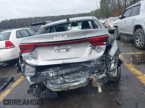 2024 Kia Forte LXS with VIN 3KPF24AD7RE711101, listed as a IAAI auction lot 41764290 with 30,395 mi miles and . Bid and sale history available at DreamBid. Image 16.