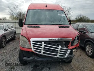 2012 Freightliner Sprinter с VIN WDYPE8CC4C5614713, выставлен на аукционе Copart как лот 53429985 с пробегом 259 800 миль миль и Списание • Salvage title. История ставок и продаж доступна на DreamBid. Изображение 5.