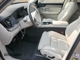 2025 Volvo XC90 с VIN YV4062PG2S1370809, выставлен на аукционе Copart как лот 59596035 с пробегом 2 825 миль миль и Списание • Salvage title. История ставок и продаж доступна на DreamBid. Изображение 7.