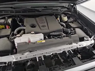 2025 Toyota Tundra SR5 with VIN 5TFWA5DB0SX267620, listed as a Copart auction lot 80572555 with 6,843 mi miles and Clean title. Bid and sale history available at DreamBid. Image 14.