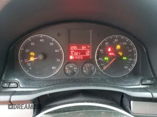 2008 Volkswagen Jetta SE с VIN 3VWRZ71K68M102415, выставлен на аукционе Copart как лот 58691905 с пробегом 151 021 миль миль и Списание • Salvage title. История ставок и продаж доступна на DreamBid. Изображение 9.