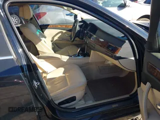 2008 BMW 5 Series 528xi with VIN WBANV13598CZ54306, listed as a IAAI auction lot 41779114 with 118,200 mi miles. Bid and sale history available at carsss.com. Image 5.