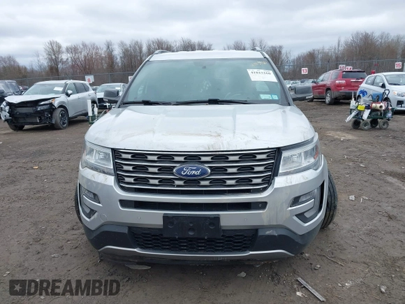 2017 Ford Explorer XLT with VIN 1FM5K8D81HGD94315, listed as a IAAI auction lot 41815160 with 97,022 mi miles and . Bid and sale history available at carsss.com. Image 12.