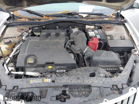 2010 Lincoln MKZ with VIN 3LNHL2JC6AR647028, listed as a IAAI auction lot 42241493 with 151,175 mi miles and . Bid and sale history available at DreamBid. Image 10.