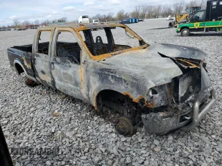 2006 Ford F-350 XL z VIN 1FTWW31P96ED53757, wystawiony jako Copart lot #52584825 z przebiegiem Nie podano mil oraz Szkoda całkowita • Salvage title. Historia ofert i sprzedaży dostępna na DreamBid. Obrazek 4.