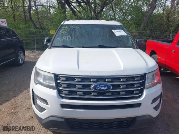 2016 Ford Explorer with VIN 1FM5K7BH4GGB60469, listed as a IAAI auction lot 42064652 with 152,664 mi miles. Bid and sale history available at carsss.com. Image 6.